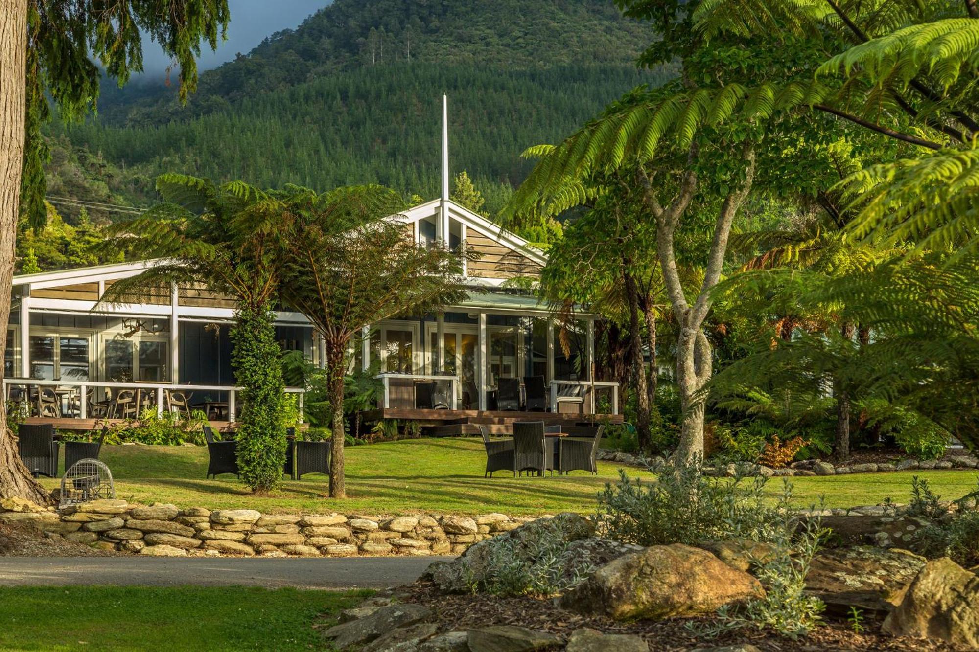 Raetihi Lodge Kenepuru Sounds Exteriér fotografie