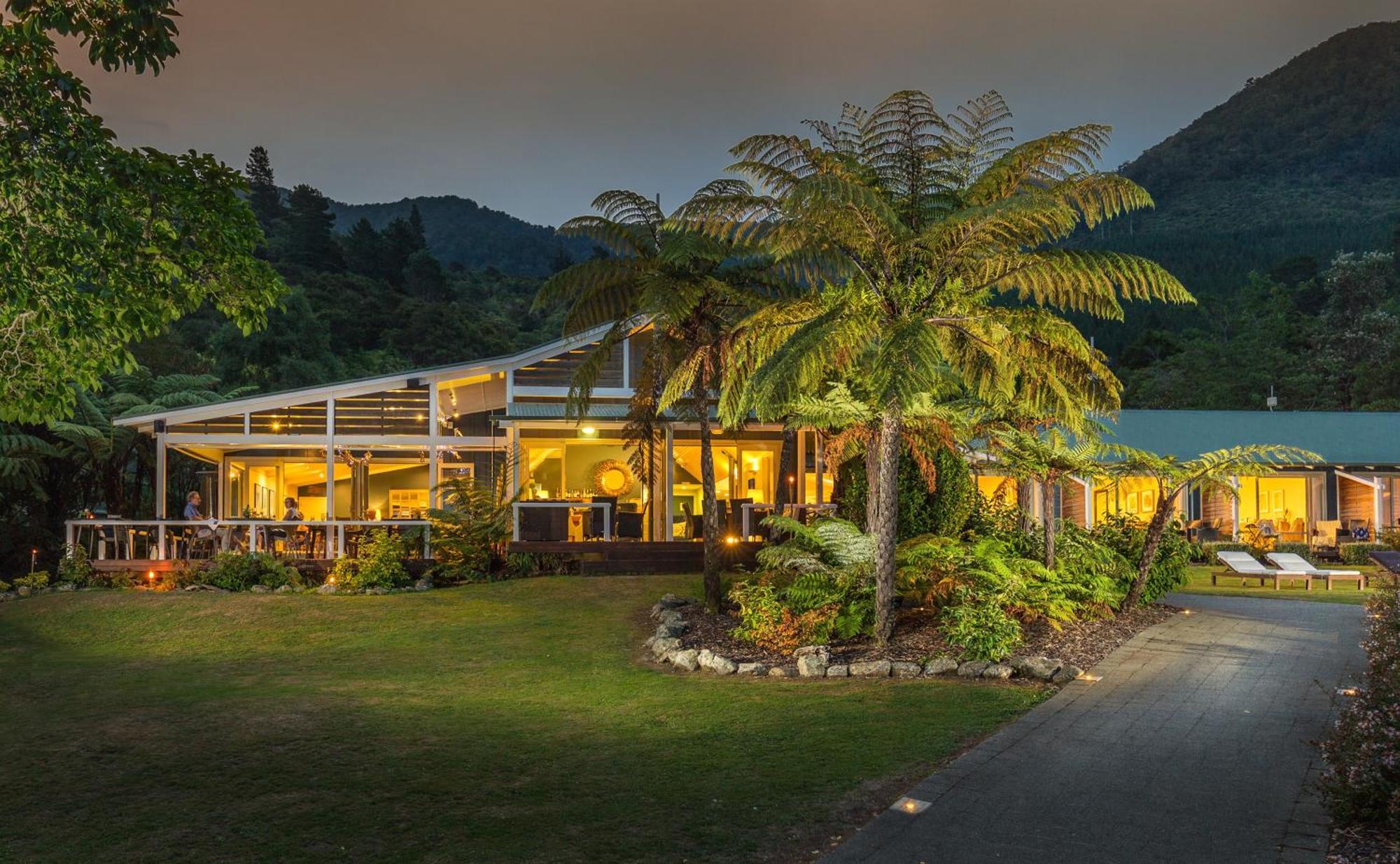 Raetihi Lodge Kenepuru Sounds Exteriér fotografie